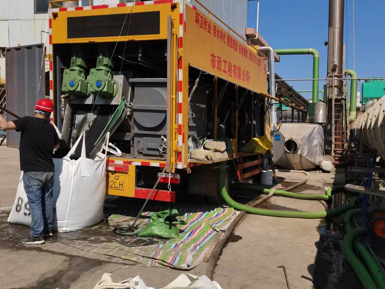 綦江淤泥压干处理